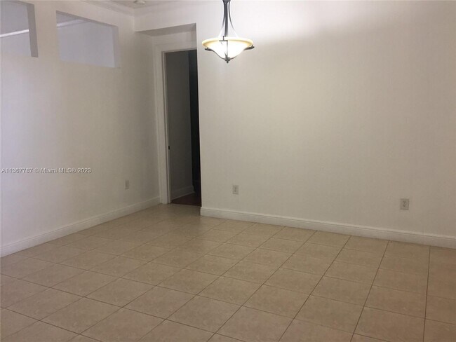 Building Photo - 17373 SW 47th Ct
