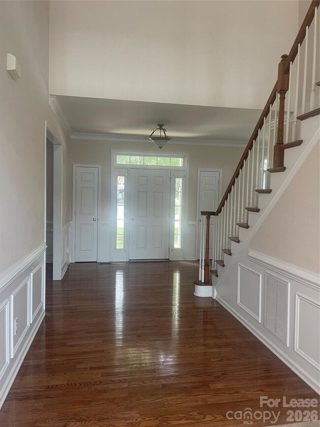 Building Photo - 12020 Farnborough Rd