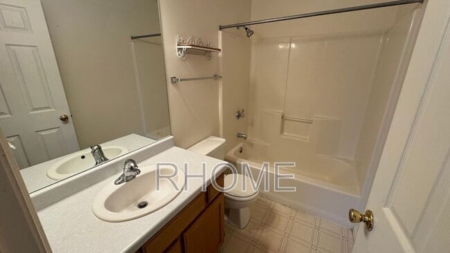 Building Photo - 6925 Florentine Way