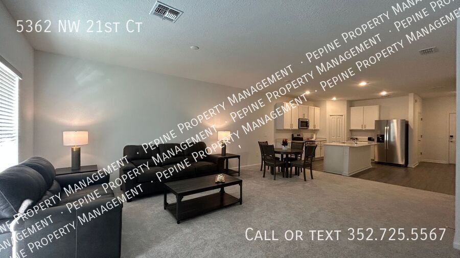 Building Photo - 5362 NW 21st Ct