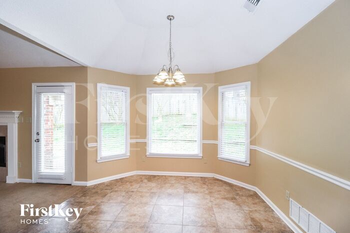 Building Photo - 9330 Sarsen Dr