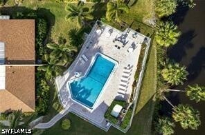 Building Photo - 925 Palm View Dr
