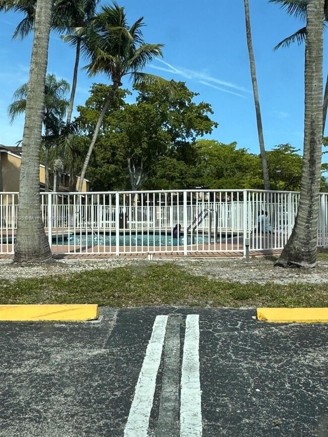 Building Photo - 2238 SW 81st Ave