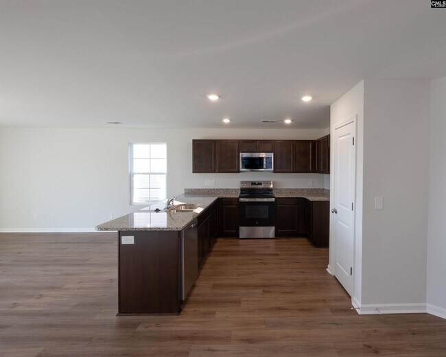 Building Photo - 929 S Desert Orch Ln