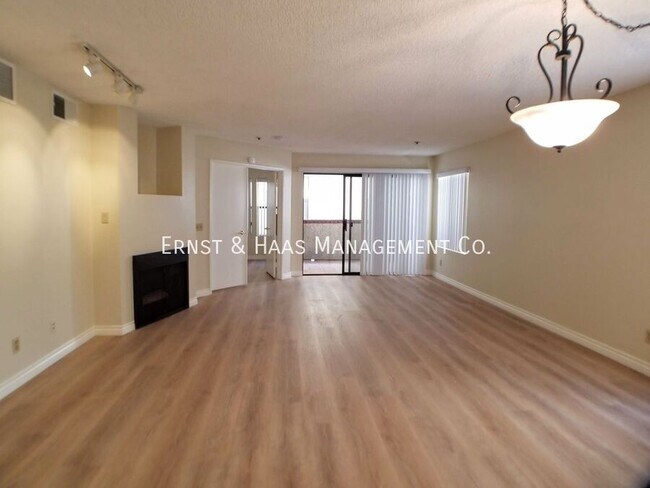 Building Photo - 35 Linden Ave