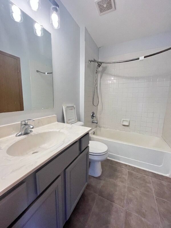 Building Photo - 1689 Apple Valley Rd