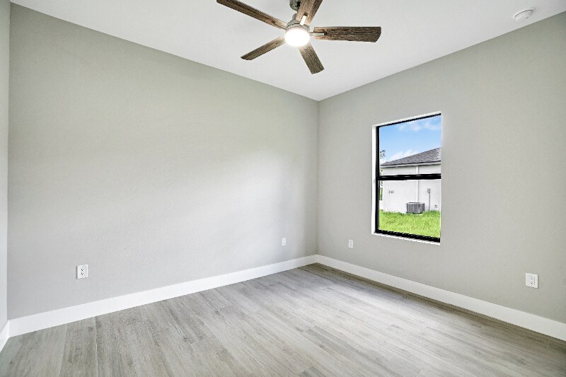Building Photo - 4844-4846 30th St SW