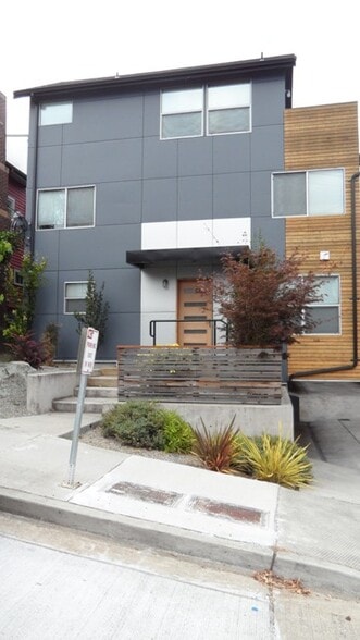 Building Photo - 564C Galer St