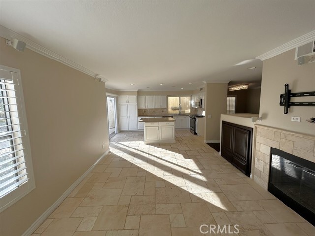 Building Photo - 1240 S Silver Star Way