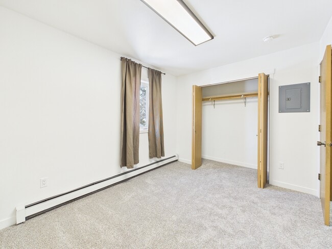 Building Photo - 3712 Swenson Ave