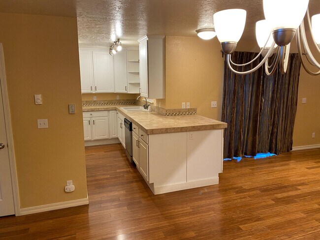 Building Photo - 73 Ace Ct