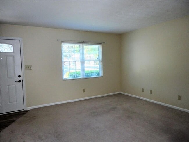 Building Photo - 403 Northdale Ct