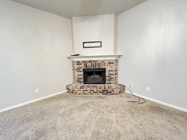 Building Photo - 2339 143rd St