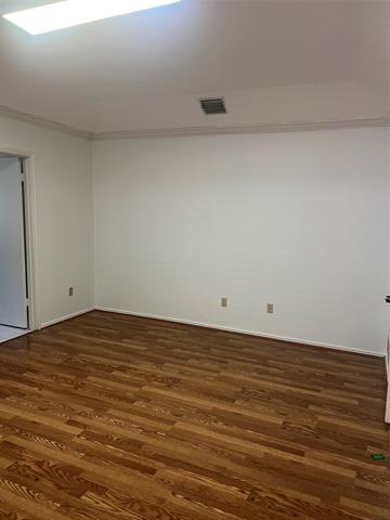 Building Photo - 2702 Foxboro Dr