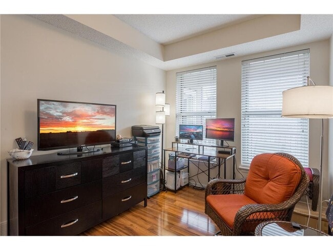 Building Photo - 545 N 1st St