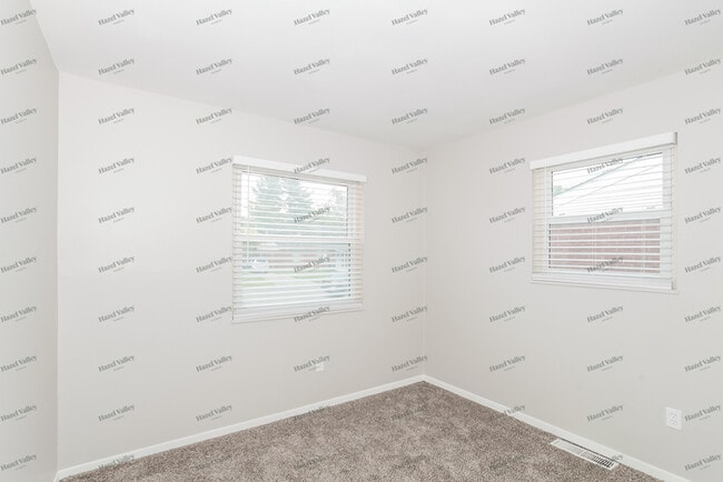 Building Photo - 1977 Windmill Way