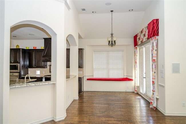 Building Photo - 14785 Palm Desert Ln