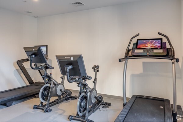 Building Photo - 9-11 Burney St