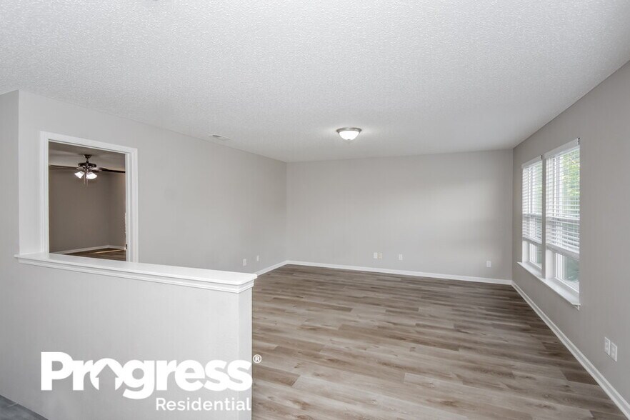 Building Photo - 12432 Bearsdale Dr