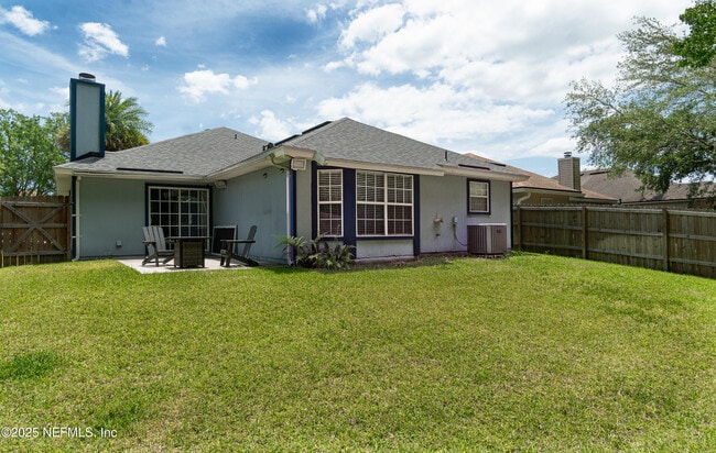 Building Photo - 9093 Fallsmill Dr