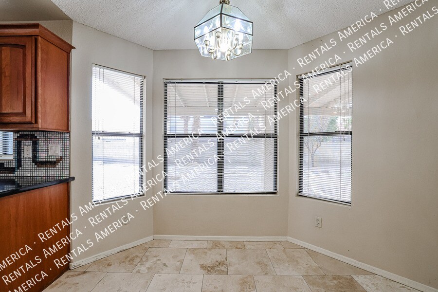 Building Photo - 7395 W Kerry Way