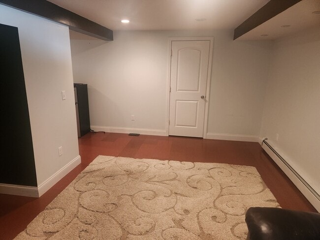 Building Photo - 105 Sanborn St