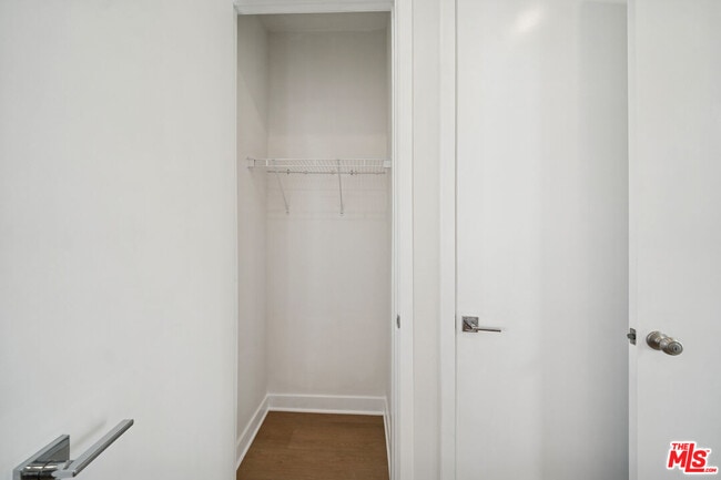 Building Photo - 4523 St Elmo Dr