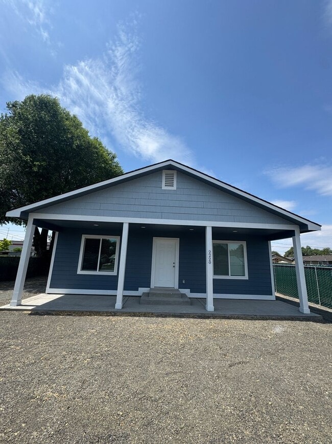 Building Photo - Non-Refundable & Security Deposit Total: $...