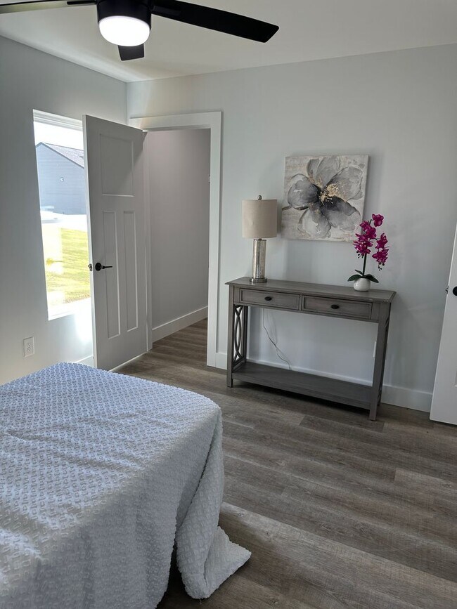 Building Photo - Beautiful Home for Rent – Modern Comforts ...