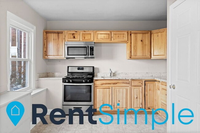 Building Photo - 317 Prince Edward St