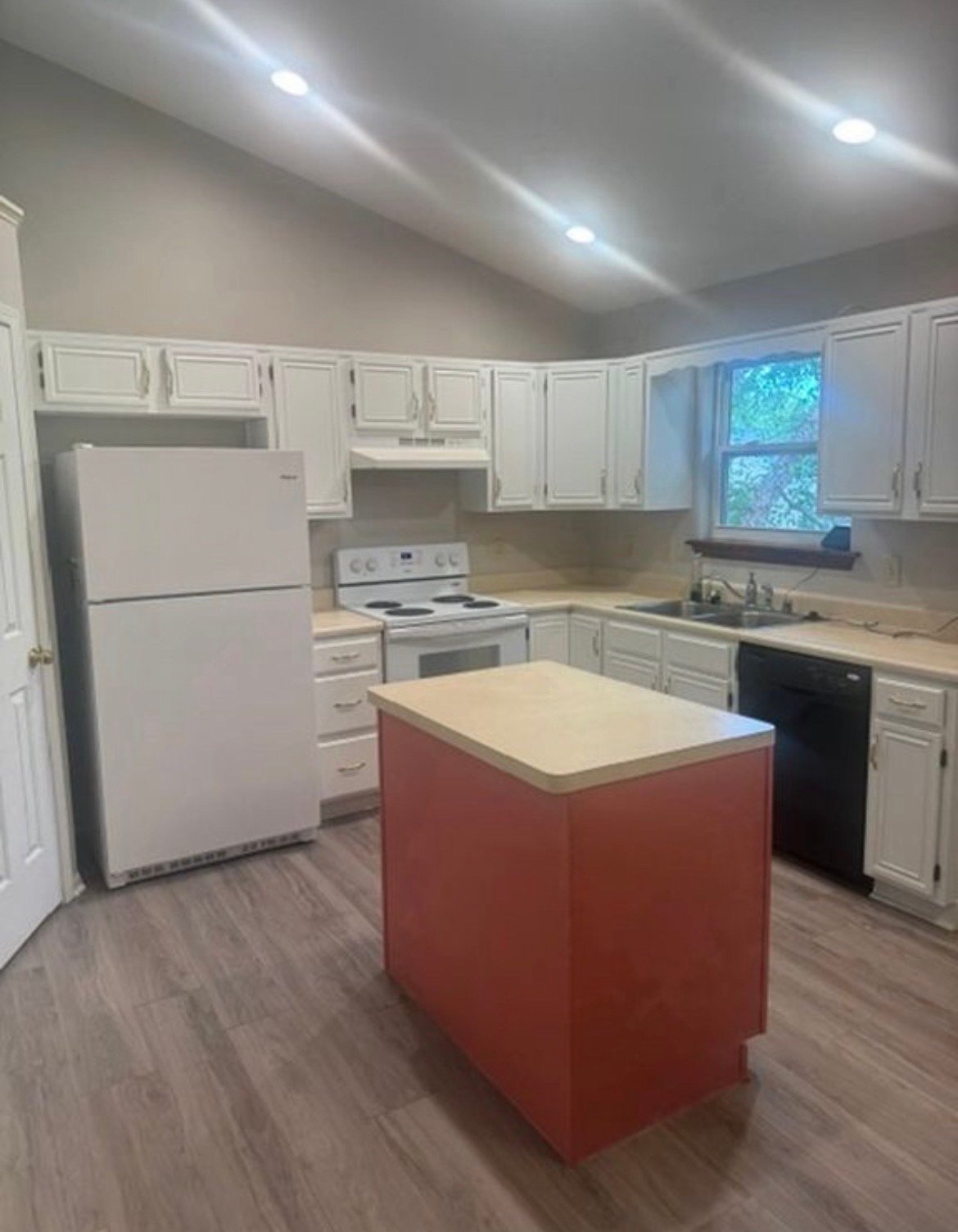 Building Photo - 2601 Flintwood Ct