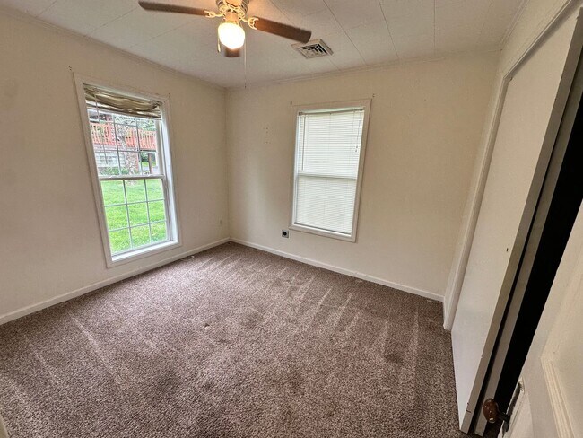 Building Photo - 2 Bedroom 1 Bath House in Benton