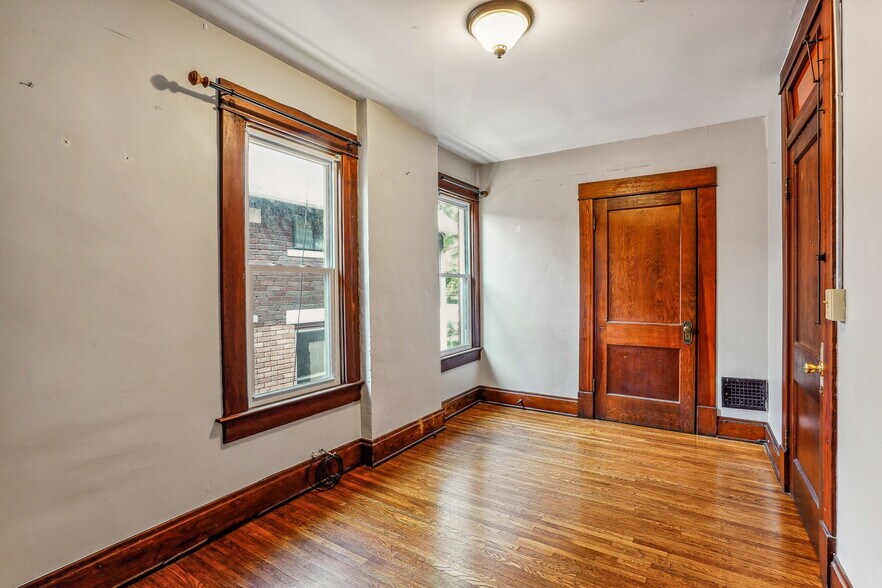 Building Photo - 2246 N 4th St