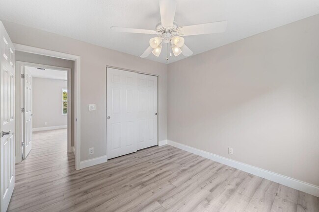 Building Photo - 3257 El Camino Real