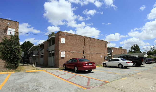 Building Photo - Winkler-Belvedere Apartments