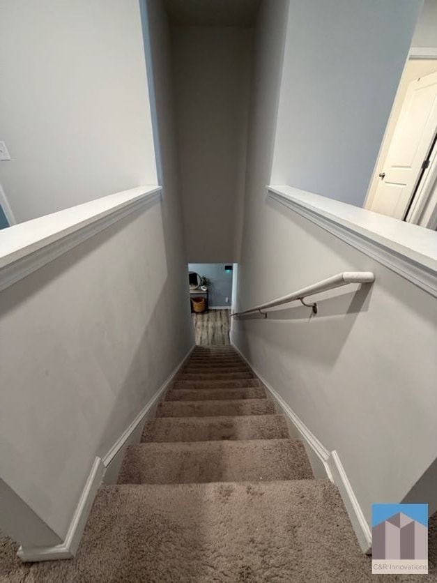 Building Photo - 7565 Knoll Hollow Rd