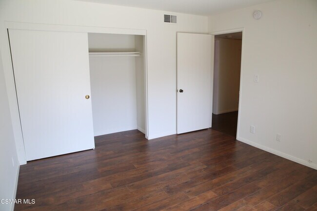 Building Photo - 8544 Independence Ave