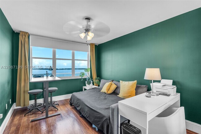 Building Photo - 800 Claughton Island Dr