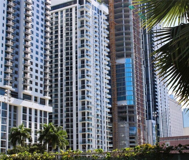 Building Photo - 601 N Miami Ave