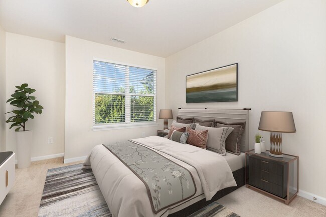 Building Photo - Glenwood North Townes