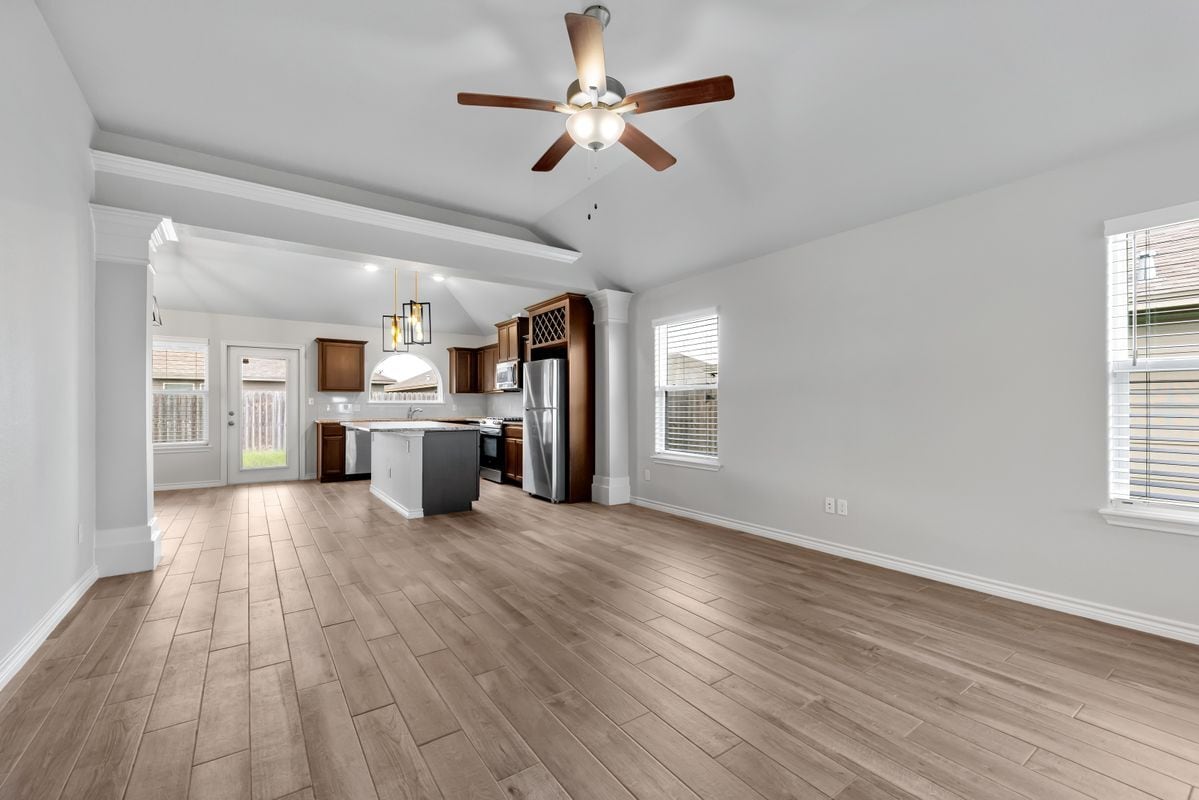 Building Photo - 7714 Pruet Dr