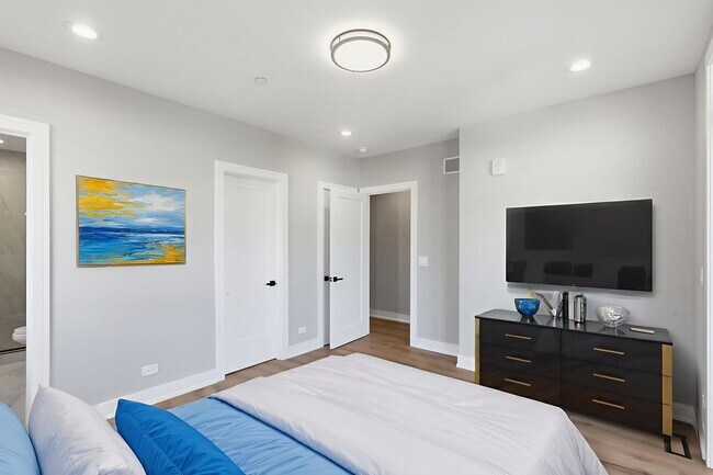 Building Photo - 2718 Budd St