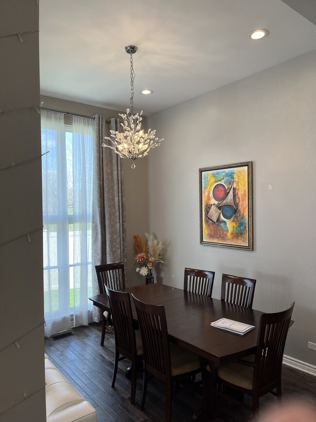 Building Photo - 340 Polo Club Dr