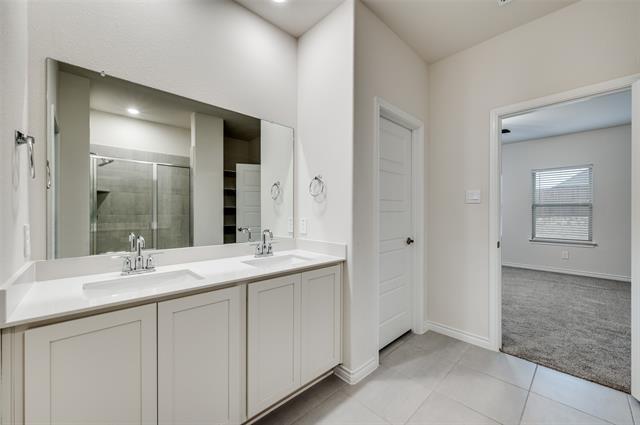 Building Photo - 9813 Autumn Leaves Ln