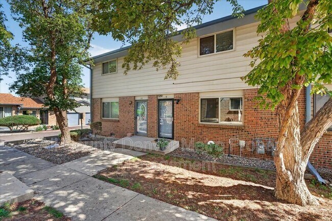 Building Photo - 5250 Garrison St
