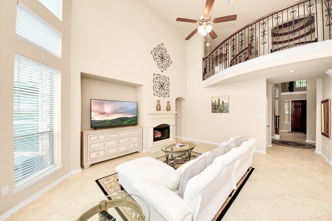 Building Photo - 3422 Stone Springs Dr