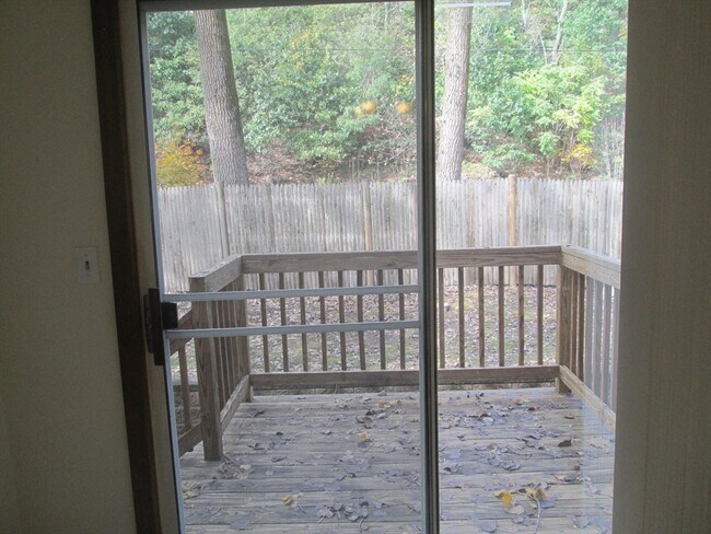 Building Photo - 112 Clark St