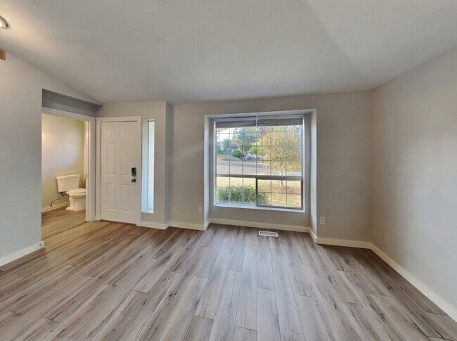 Building Photo - 6406 86th St Ct E