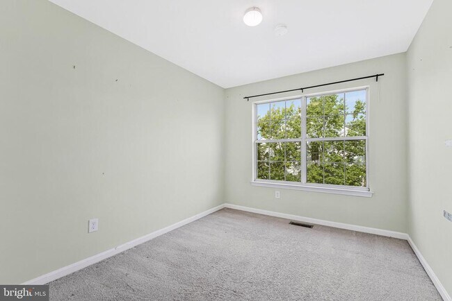 Building Photo - 45514 Baggett Terrace