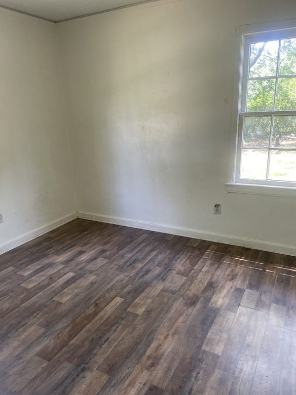 Building Photo - 737 Willaneel Dr